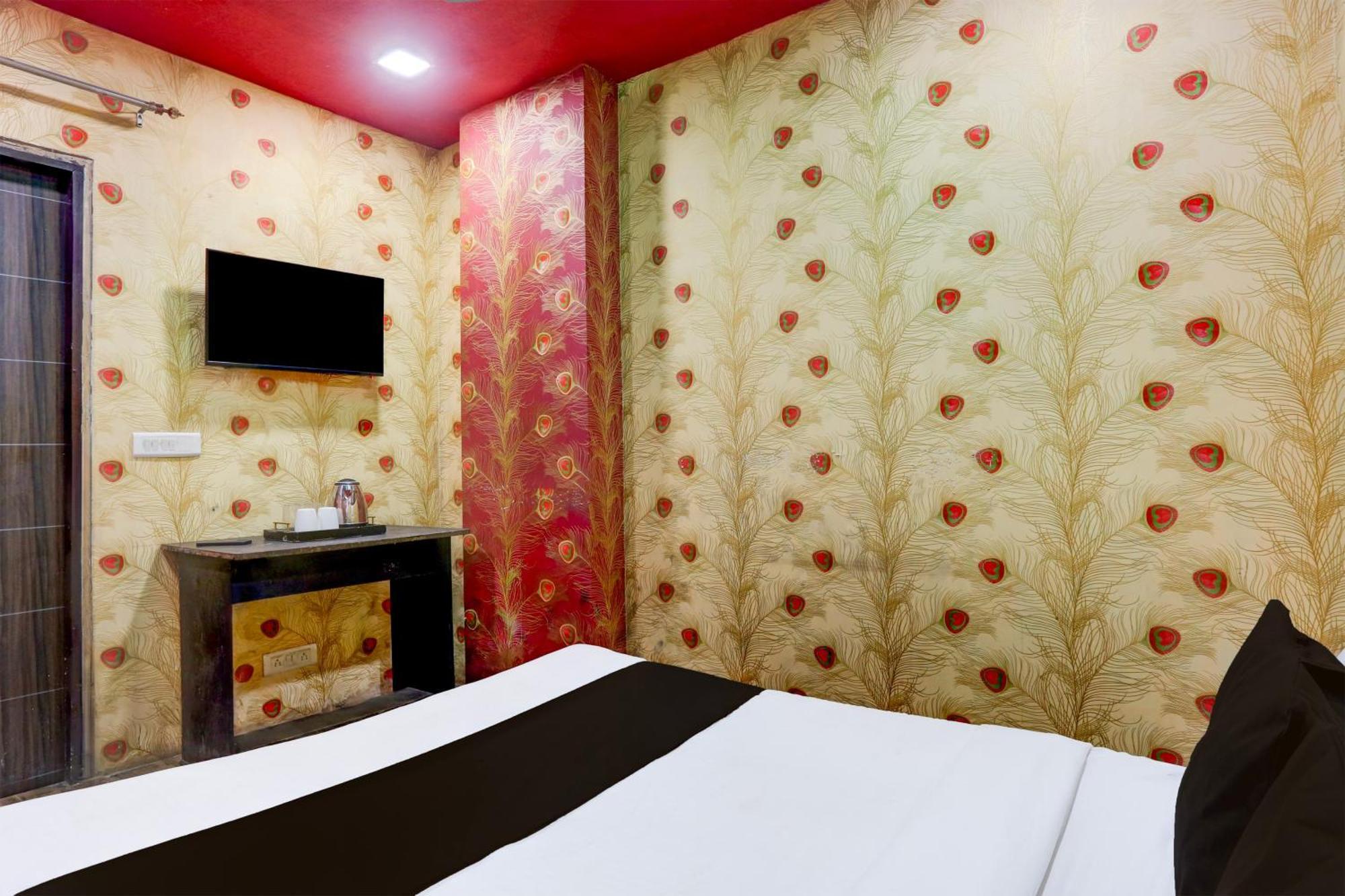 Super Hotel O S J Residency デリー エクステリア 写真